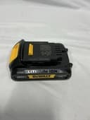 DEWALT DCB201 20V MAX 1.5 Ah Lithium-Ion Battery