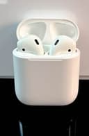 Apple AirPods 2nd Gen Earbuds with Charging Case 100% Tested w. Serial# - White