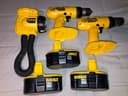 Dewalt 18V Cordless   (2) DW958 Drill   (1) DW919 Light   (3) DC9096 Battery LOT