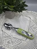 KitchenAid Ice Cream Scoop Avocado Green Sturdy Metal Scoop Utensil Gadget