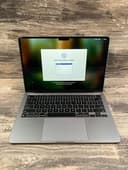 Apple MacBook Air 2022 13" - M2 8 CPU / 8 GPU | 16GB RAM 256GB SSD - Very Good^^