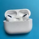 Apple AirPods Pro with MagSafe Wireless Charging Case FULL SET NICE CONDITION